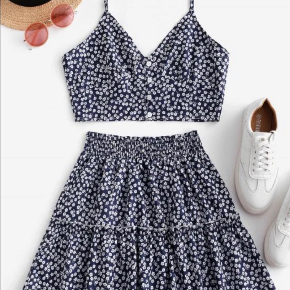 NWT - blue floral skirt set
